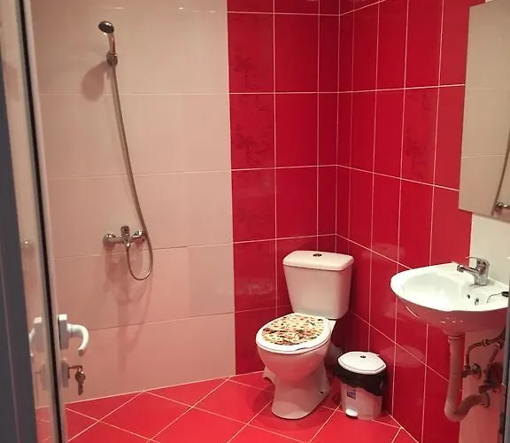 Svetla Διαμέρισμα *