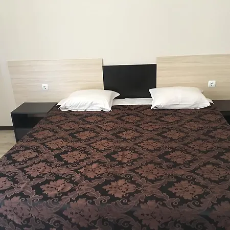 Svetla Apartamento